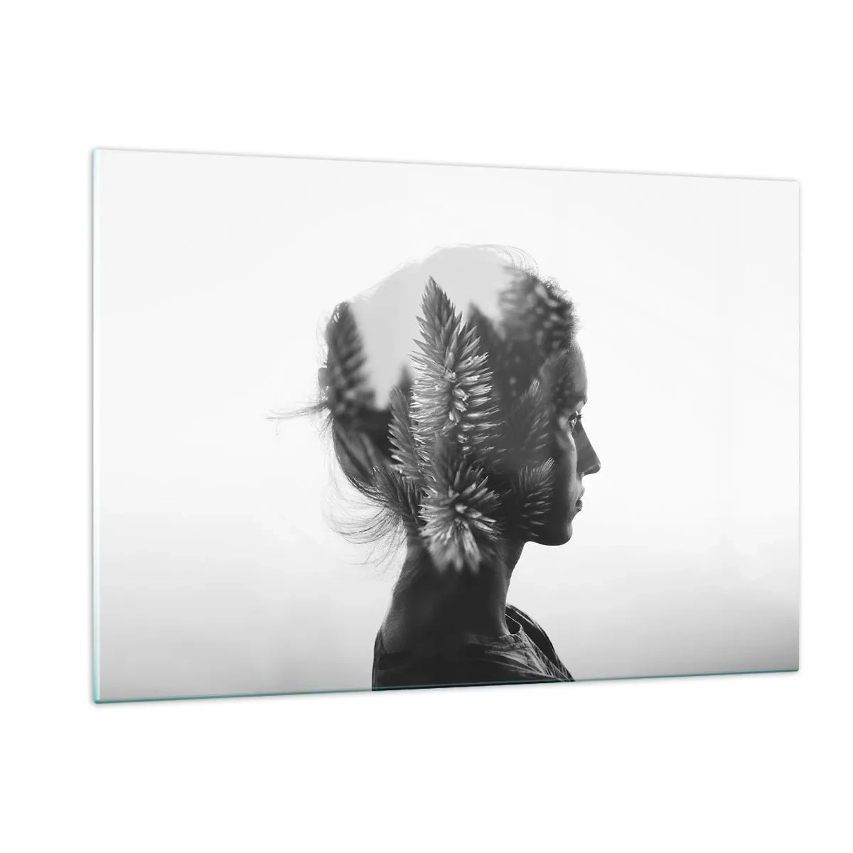 Quadro su vetro - Una donna in bianco e nero con un motivo di foresta di conifere sovrapposto - 120x80cm - La signora della pineta - Decorazione murale moderna per soggiorno e camera da letto ARTTOR