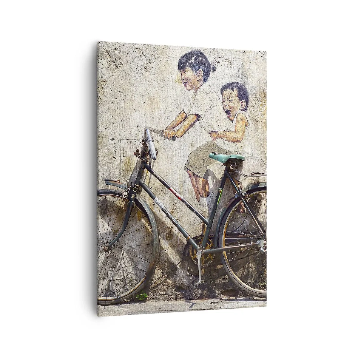 Quadro su tela - Stampe su Tela - Street art con una bicicletta e disegni di bambini sul muro - 70x100cm - Vero o falso? - Decorazione murale moderna per soggiorno e camera da letto ARTTOR