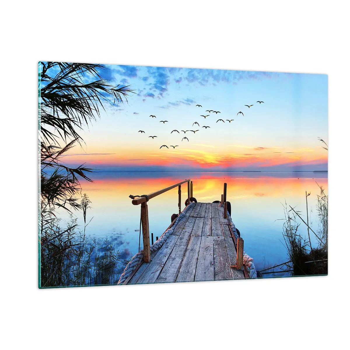 Quadro su vetro - Un molo di legno sopra un lago al tramonto con uno stormo di uccelli che vola sopra la testa - 120x80cm - Il tempo del ritorno - Decorazione murale moderna per soggiorno e camera da letto ARTTOR