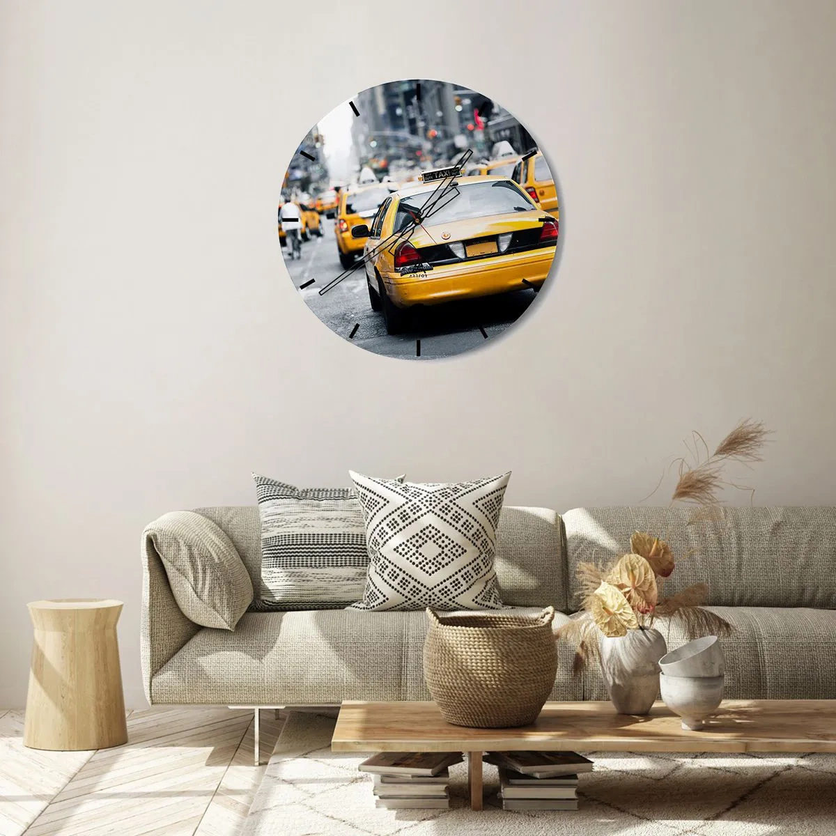 Orologio da parete - Orologio in Vetro - Taxi gialli in una strada trafficata del centro città - 30x30cm - Solamente in questa città - Decorazione murale moderna per soggiorno, cucina e camera da letto ARTTOR