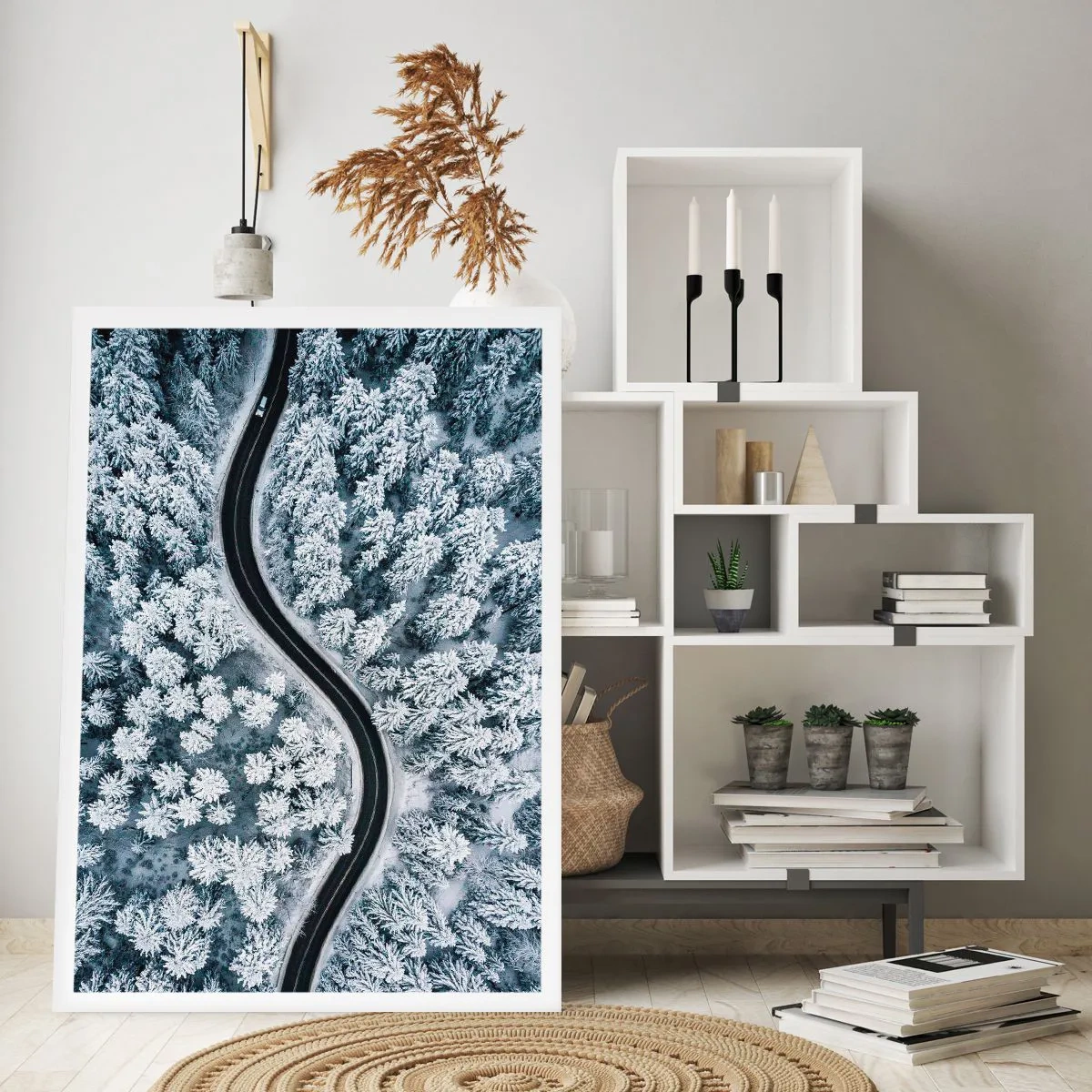 Poster - Attraverso il bosco invernale - 70x100 cm