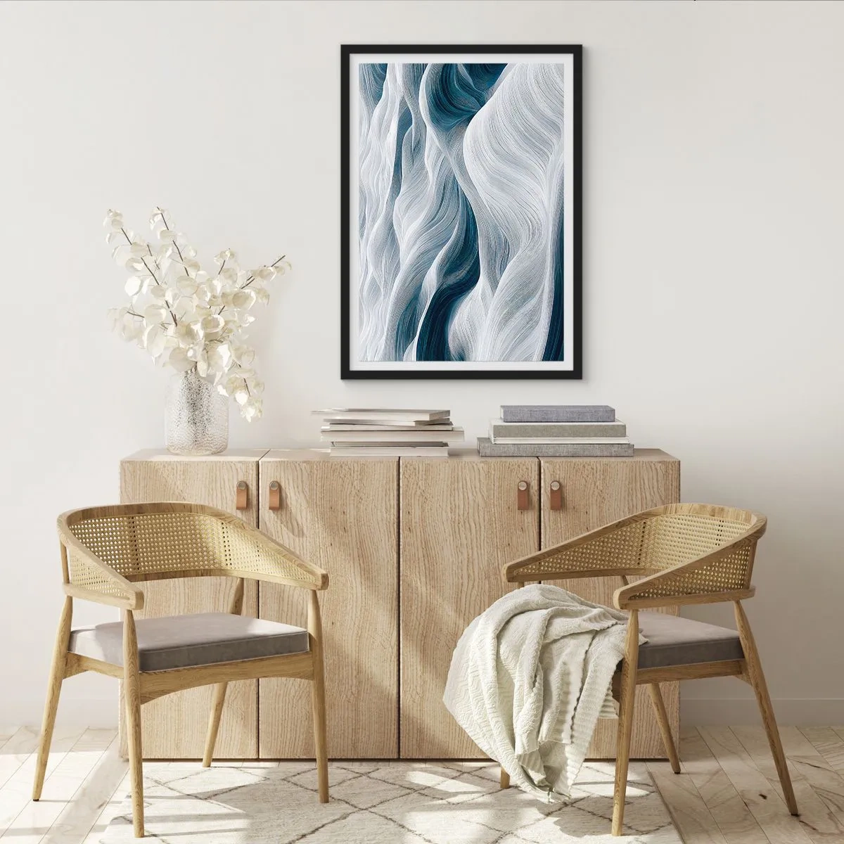 Poster in cornice nera - Onde astratte nei toni del bianco e del blu navy - 50x70cm - Onde bianche e blu - Decorazione murale moderna per soggiorno e camera da letto ARTTOR