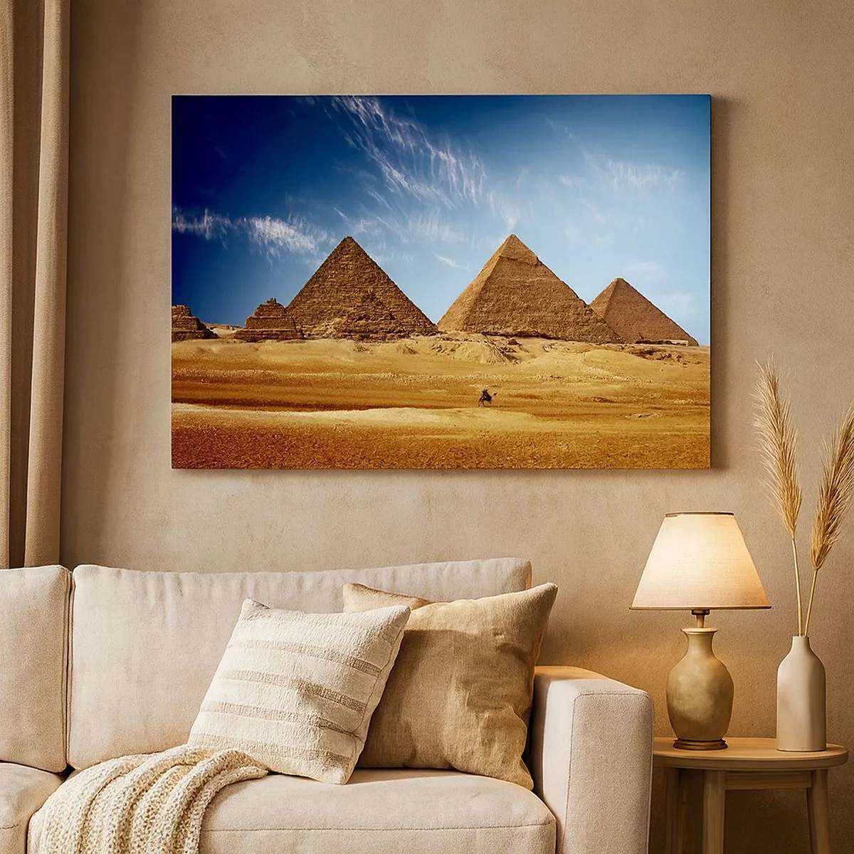 Quadro su tela - Stampe su Tela - Le piramidi di Giza contro un cielo azzurro e un paesaggio desertico - 70x50cm - 40 secoli ci guardano - Decorazione murale moderna per soggiorno e camera da letto ARTTOR