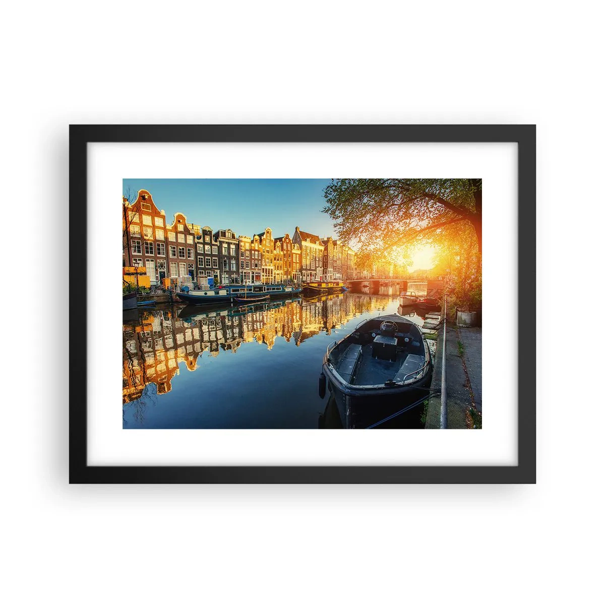 Poster in cornice nera - L'alba ad Amsterdam - 40x30 cm