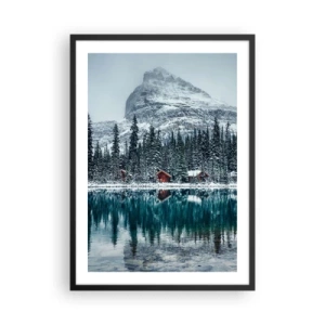 Poster in cornice nera - Paesaggio invernale con cottage sul lago e una montagna sullo sfondo - 50x70cm - Rifugio canadese - Decorazione murale moderna per soggiorno e camera da letto ARTTOR