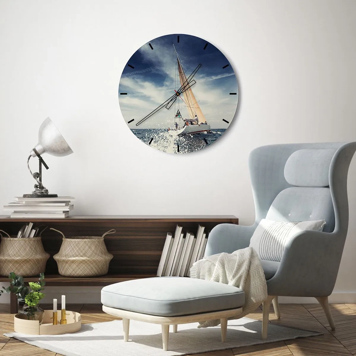 Orologio da parete - Orologio in Vetro - Uno yacht su un mare in tempesta sotto un cielo azzurro - 30x30cm - Non ci raggiungeranno! - Decorazione murale moderna per soggiorno, cucina e camera da letto ARTTOR