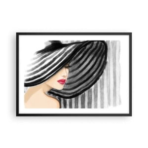 Poster in cornice nera - Donna che indossa un cappello bianco e nero con un accento rosso - 70x50cm - Dove trovarti? - Decorazione murale moderna per soggiorno e camera da letto ARTTOR