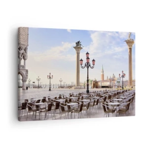 Quadro su tela - Stampe su Tela - Venezia, veduta della piazza con colonne e tavolini dei caffè - 70x50cm - Venite a tavola - Decorazione murale moderna per soggiorno e camera da letto ARTTOR