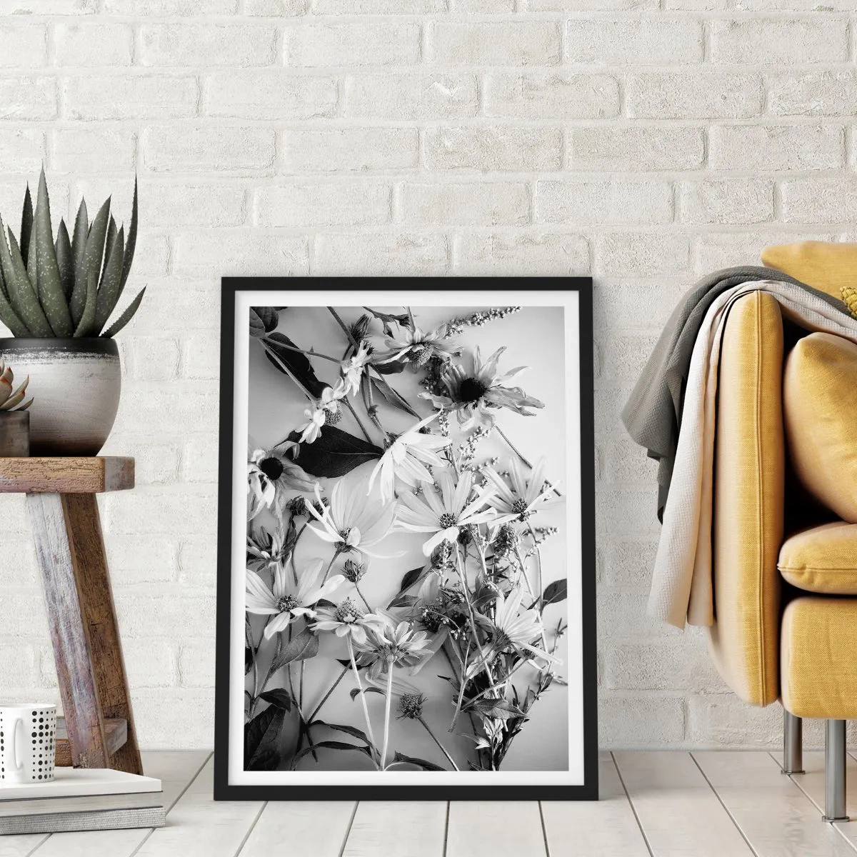 Poster in cornice nera - Fiori bianchi e neri disposti in una disposizione artistica - 50x70cm - Un non bouquet di fiori - Decorazione murale moderna per soggiorno e camera da letto ARTTOR