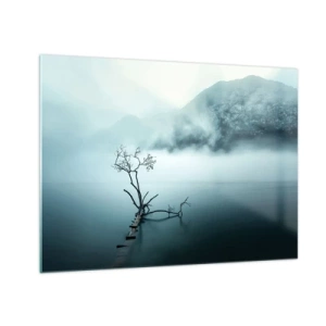 Quadro su vetro - Un albero solitario sullo sfondo di montagne avvolte nella nebbia sopra l'acqua - 70x50cm - Dall'acqua e dalla nebbia - Decorazione murale moderna per soggiorno e camera da letto ARTTOR