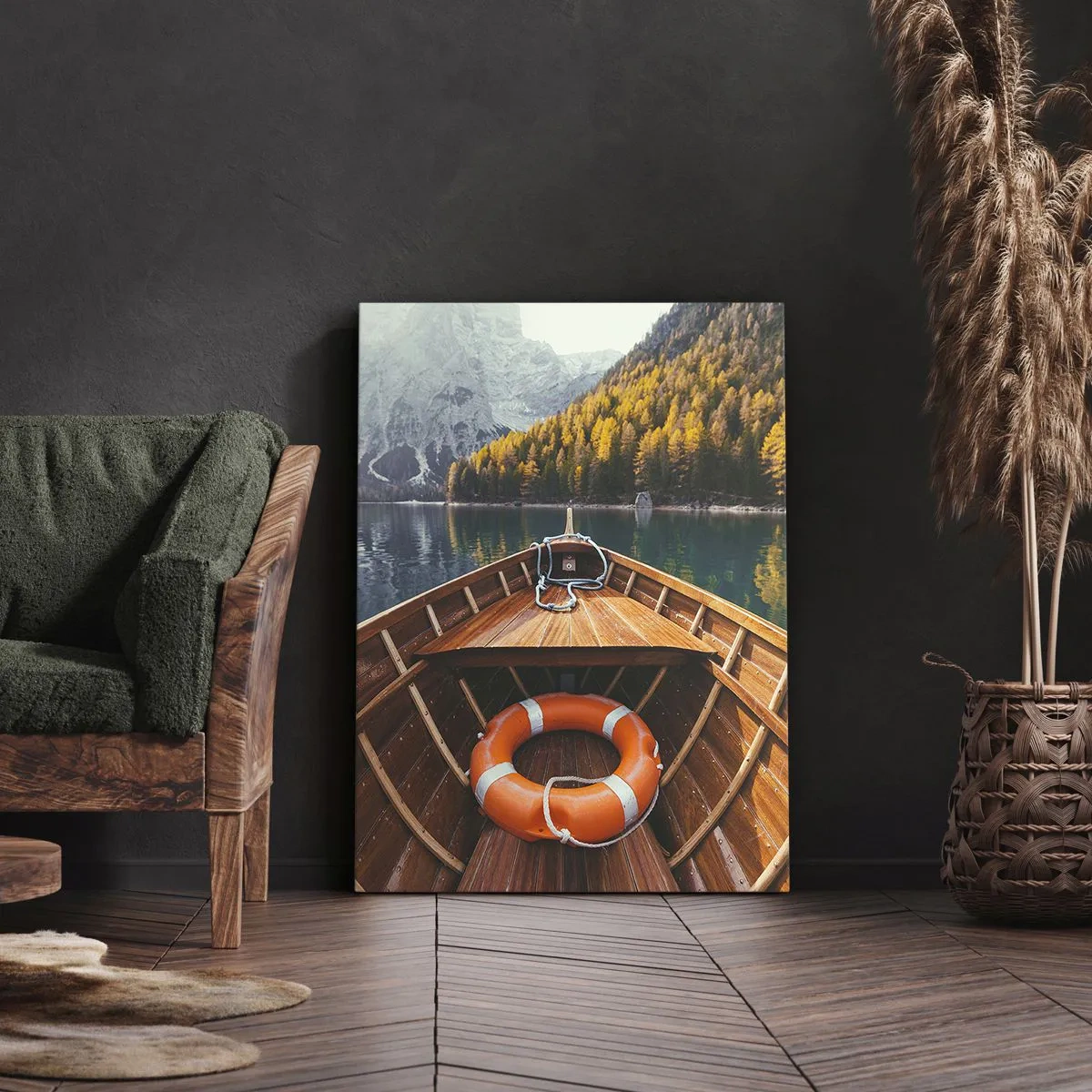 Quadro su tela - Stampe su Tela - Una barca di legno su un lago di montagna circondato dalla foresta - 80x120cm - Gita sui monti - Decorazione murale moderna per soggiorno e camera da letto ARTTOR