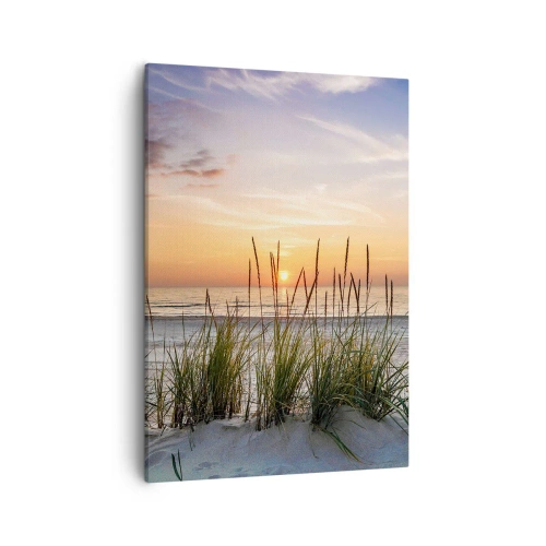 Quadro su tela - Stampe su Tela - Una spiaggia sabbiosa al tramonto con l'erba sullo sfondo - 50x70cm - Guarda, pensa, senti - Decorazione murale moderna per soggiorno e camera da letto ARTTOR