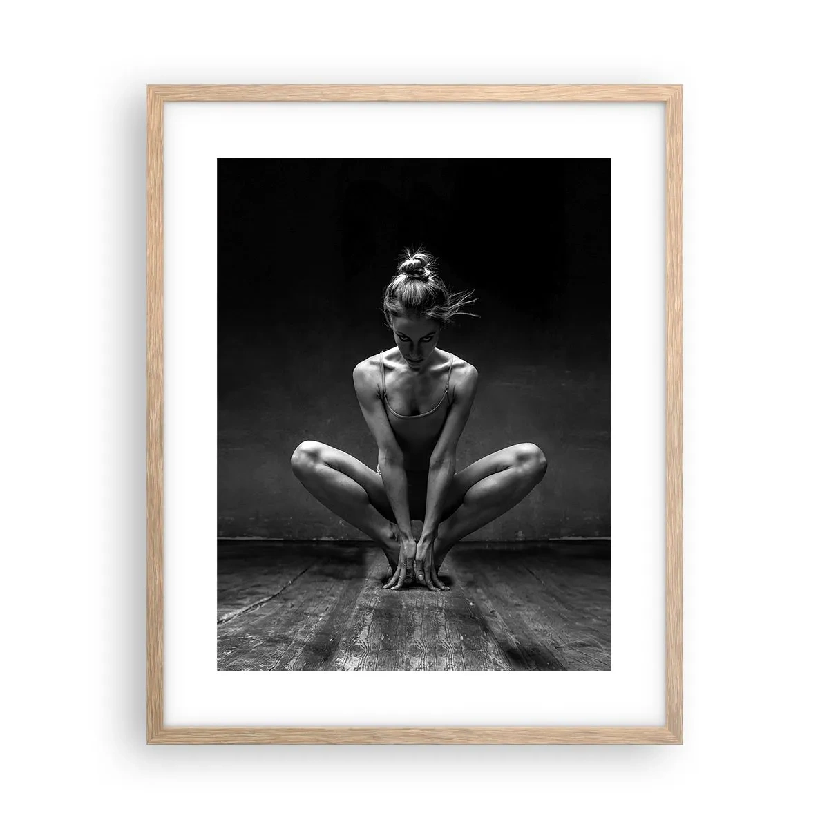 Poster in cornice rovere chiaro - La concentrazione dell'energia della danza - 40x50 cm