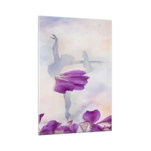 Quadro su vetro - Una ballerina in un abito con petali di fiori su uno sfondo pastello - 80x120cm - Delicata come un fiore - Decorazione murale moderna per soggiorno e camera da letto ARTTOR