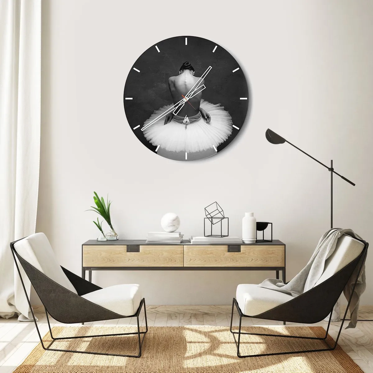 Orologio da parete - Orologio in Vetro - Una ballerina con una gonna di tulle seduta all'indietro in bianco e nero - 30x30cm - Fiorisce adesso - Decorazione murale moderna per soggiorno, cucina e camera da letto ARTTOR