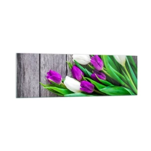 Quadro su vetro - Un bouquet di tulipani viola e bianchi su uno sfondo di legno - 160x50cm - Nella festa della primavera - Decorazione murale moderna per soggiorno e camera da letto ARTTOR