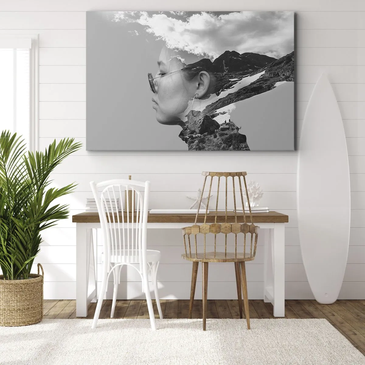 Quadro su tela - Stampe su Tela - Una composizione in bianco e nero con la silhouette di una donna e un paesaggio montano. - 100x70cm - Ritratto montano nuvoloso - Decorazione murale moderna per soggiorno e camera da letto ARTTOR