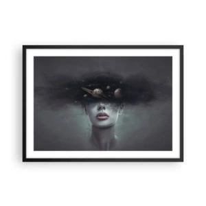 Poster in cornice nera - Volto di donna con un pianeta e un motivo spaziale sullo sfondo - 70x50cm - E i pianeti folleggiano... - Decorazione murale moderna per soggiorno e camera da letto ARTTOR