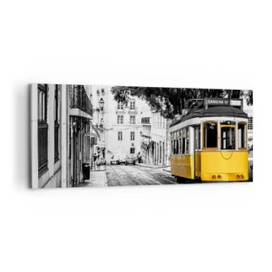 Quadro su tela - Stampe su Tela - Un tram giallo sullo sfondo di una strada bianca e nera - 120x50cm - Con il fado in sottofondo - Decorazione murale moderna per soggiorno e camera da letto ARTTOR