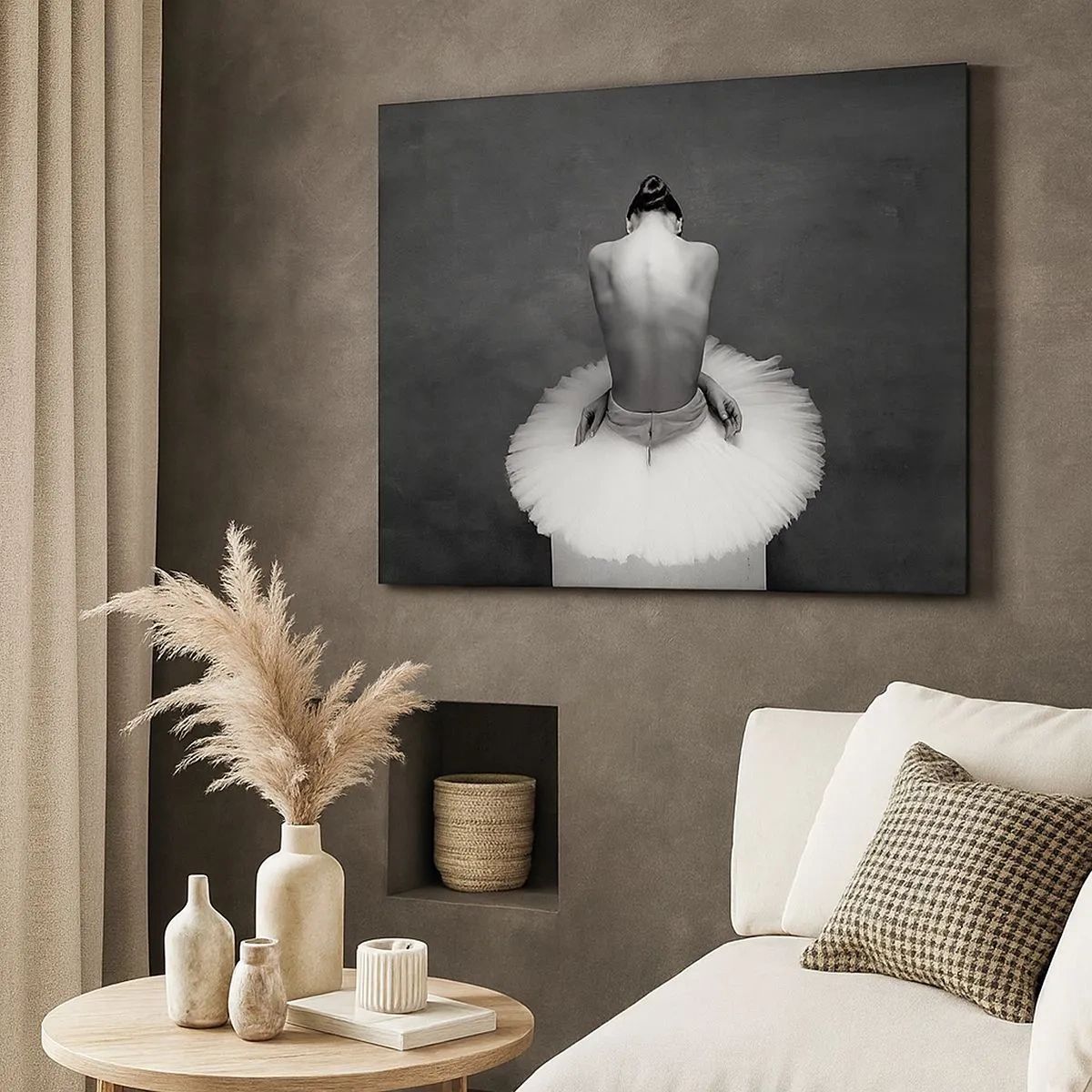 Quadro su tela - Stampe su Tela - Una ballerina in una posa classica su uno sfondo scuro. - 70x50cm - Fiorisce adesso - Decorazione murale moderna per soggiorno e camera da letto ARTTOR