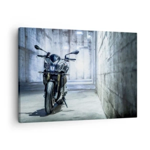 Quadro su tela - Stampe su Tela - Una motocicletta moderna in un interno industriale - 70x50cm - Prima che rombi il motore - Decorazione murale moderna per soggiorno e camera da letto ARTTOR