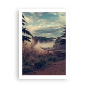 Poster - Un ponte sospeso tra montagne nebbiose al tramonto - 50x70cm - Sopra il bosco autunnale - Decorazione murale moderna per soggiorno e camera da letto ARTTOR