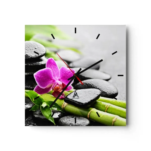 Orologio da parete - Orologio in Vetro - Orchidea viola, pietre nere e bambù in una composizione tranquilla - 30x30cm - Un tranquillo equilibrio - Decorazione murale moderna per soggiorno e camera da letto ARTTOR