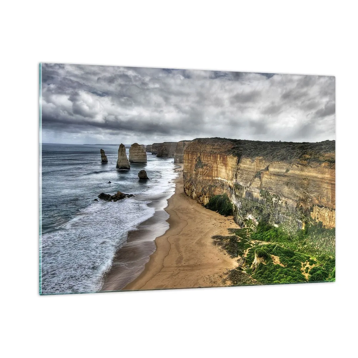 Quadro su vetro - Scogliere che si affacciano sull'oceano e sulla spiaggia sotto un cielo nuvoloso - 120x80cm - Bellezza selvatica - Decorazione murale moderna per soggiorno e camera da letto ARTTOR