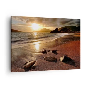 Quadro su tela - Stampe su Tela - Spiaggia al tramonto con pietre sulla riva - 70x50cm - Seguendo il sole verso le colline - Decorazione murale moderna per soggiorno e camera da letto ARTTOR