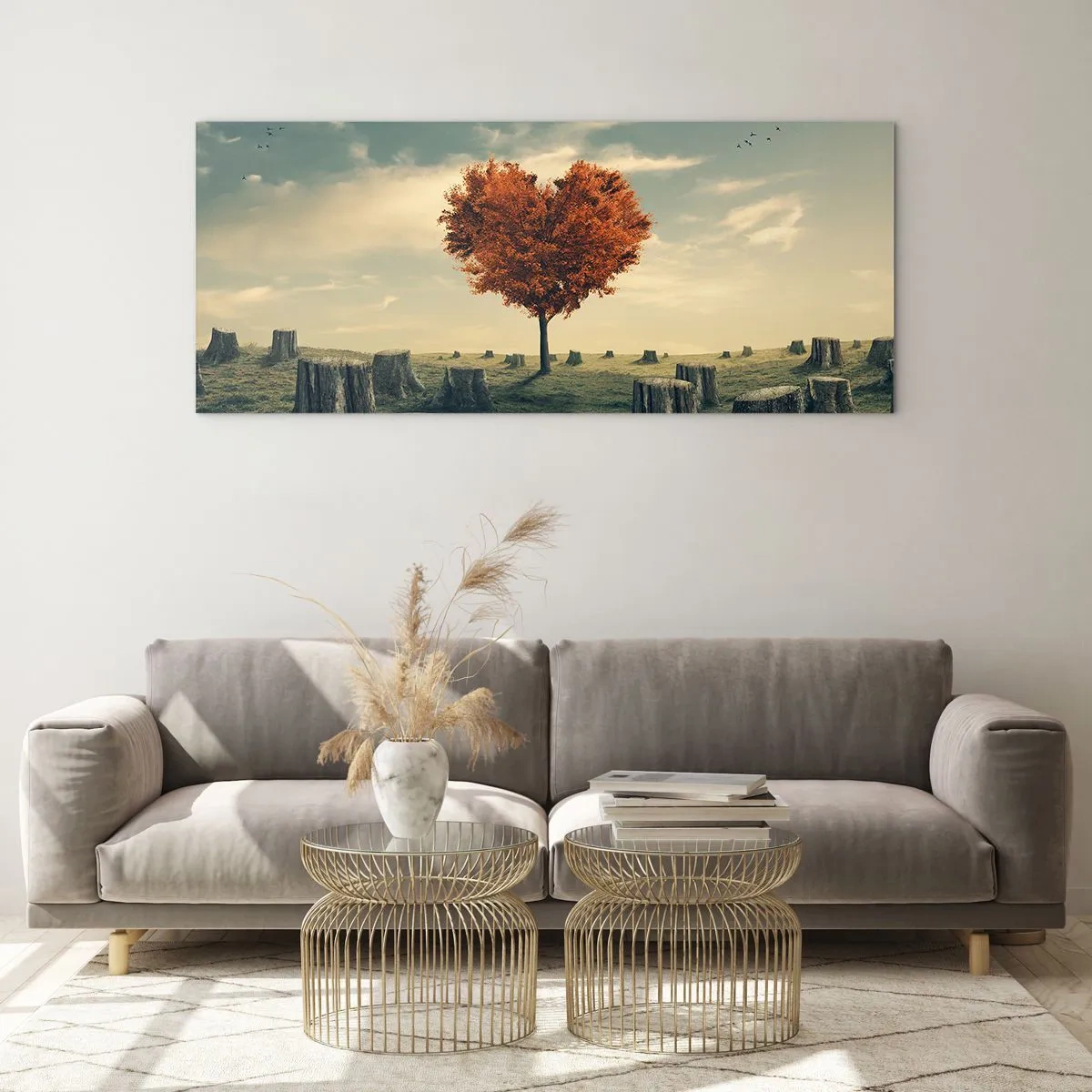 Quadro su vetro - Un albero a forma di cuore in un campo di ceppi, simbolo di speranza - 120x50cm - C'è sempre speranza - Decorazione murale moderna per soggiorno e camera da letto ARTTOR