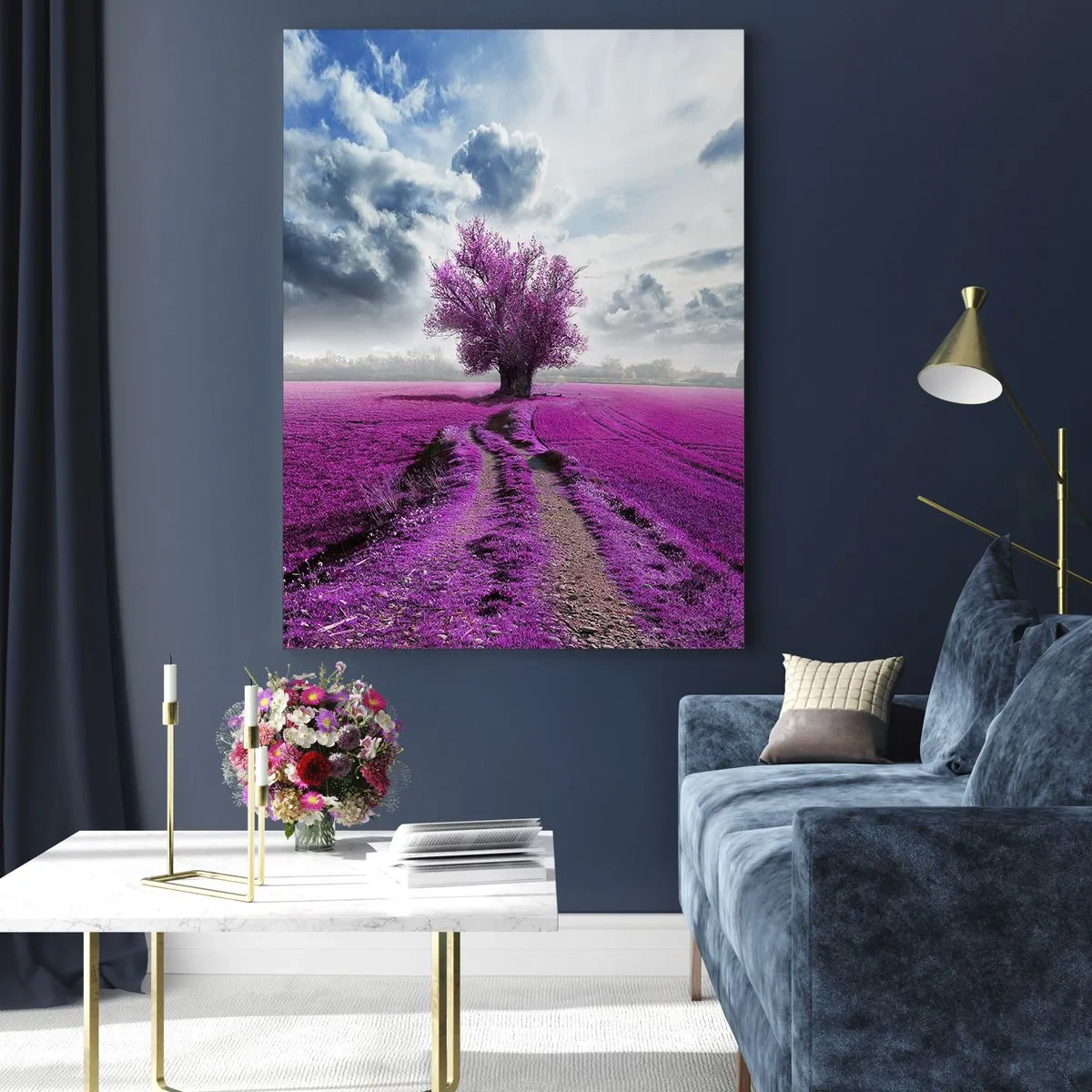 Quadro su vetro - Un albero solitario in un campo in una tonalità di rosa intenso - 70x100cm - Brughiera selvatica - Decorazione murale moderna per soggiorno e camera da letto ARTTOR