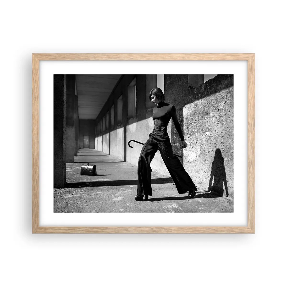 Poster in cornice rovere chiaro - Eleganza cittadina - 50x40 cm