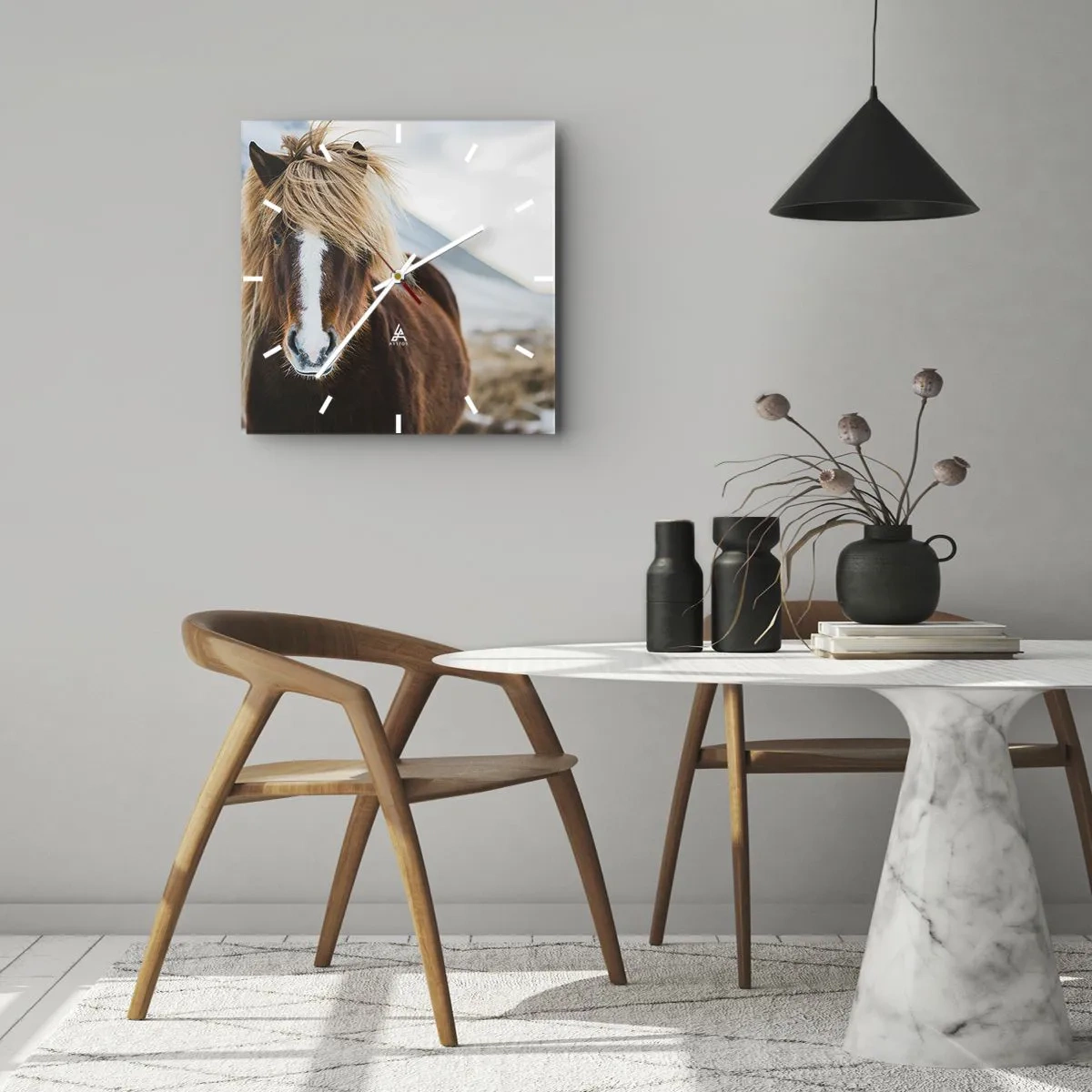 Orologio da parete - Orologio in Vetro - Cavallo islandese contro un paesaggio montano - 30x30cm - Senti la libertà? - Decorazione murale moderna per soggiorno e camera da letto ARTTOR