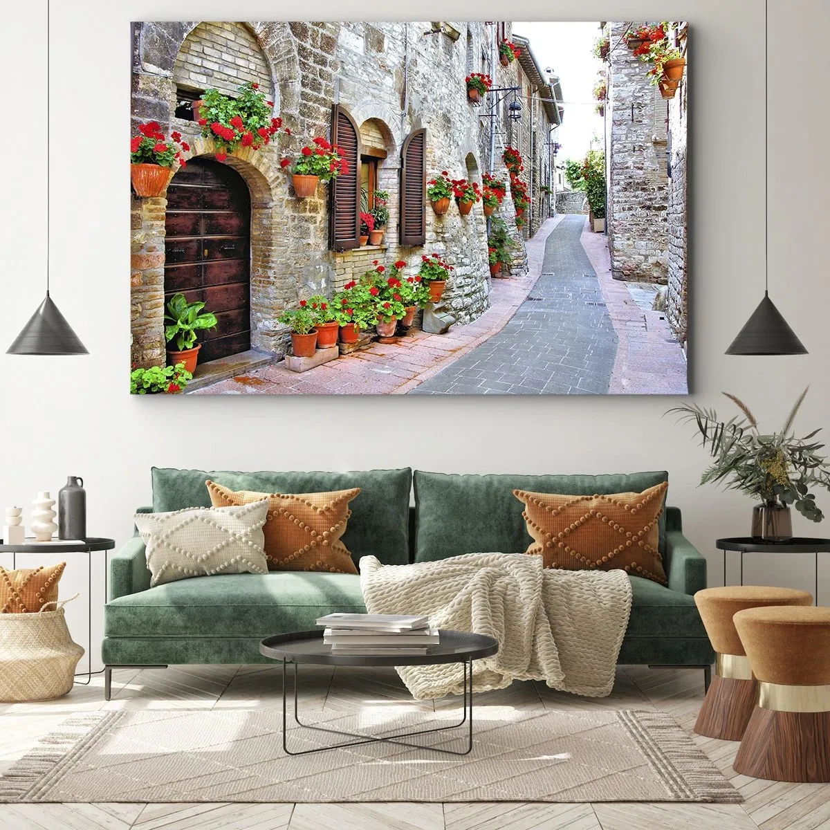 Quadro su tela - Stampe su Tela - Una strada stretta con edifici in pietra decorati con vasi di fiori - 70x50cm - Atmosfera italiana - Decorazione murale moderna per soggiorno e camera da letto ARTTOR