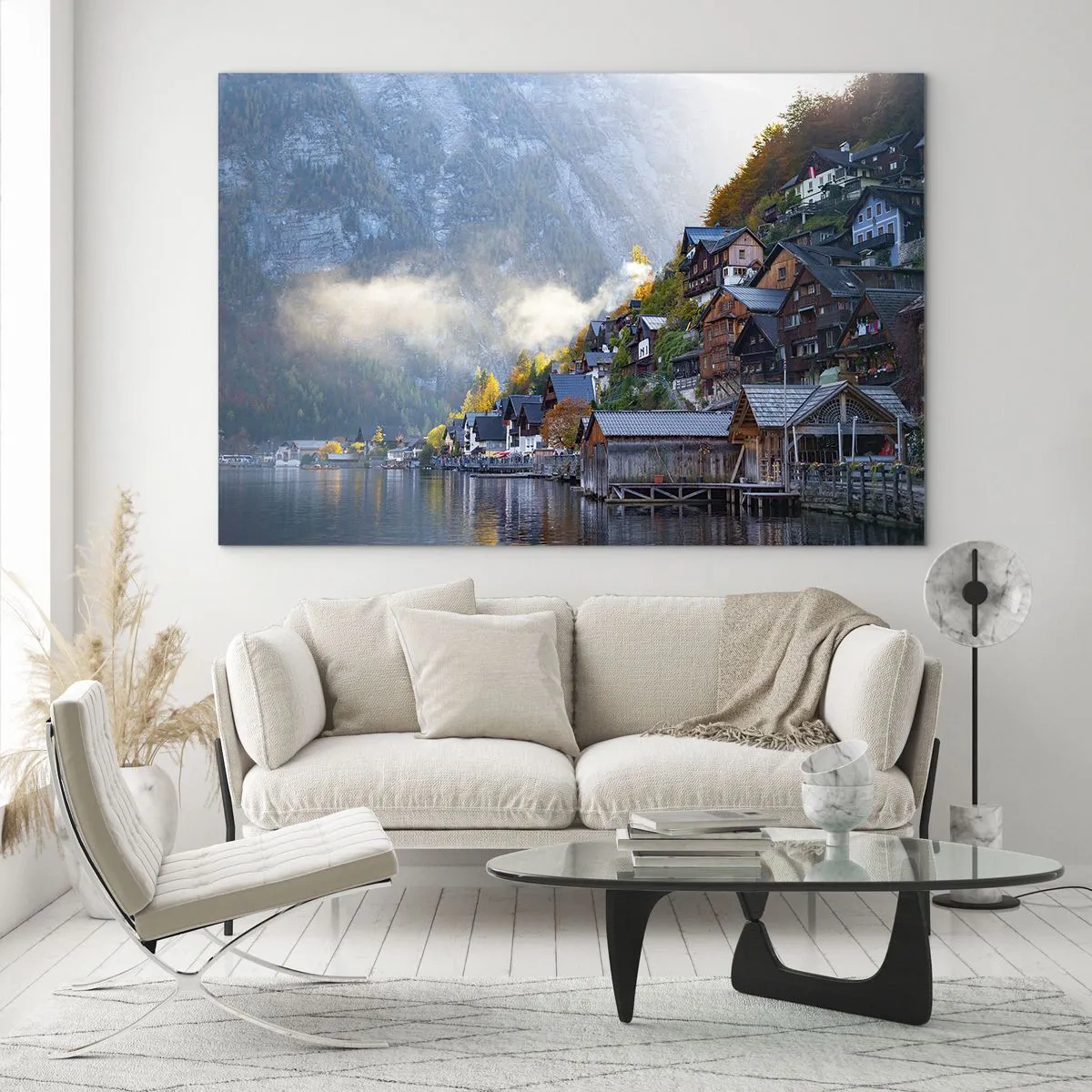 Quadro su vetro - Una mattina d'autunno in una cittadina di montagna in riva a un lago - 70x50cm - Atmosfera alpina - Decorazione murale moderna per soggiorno e camera da letto ARTTOR