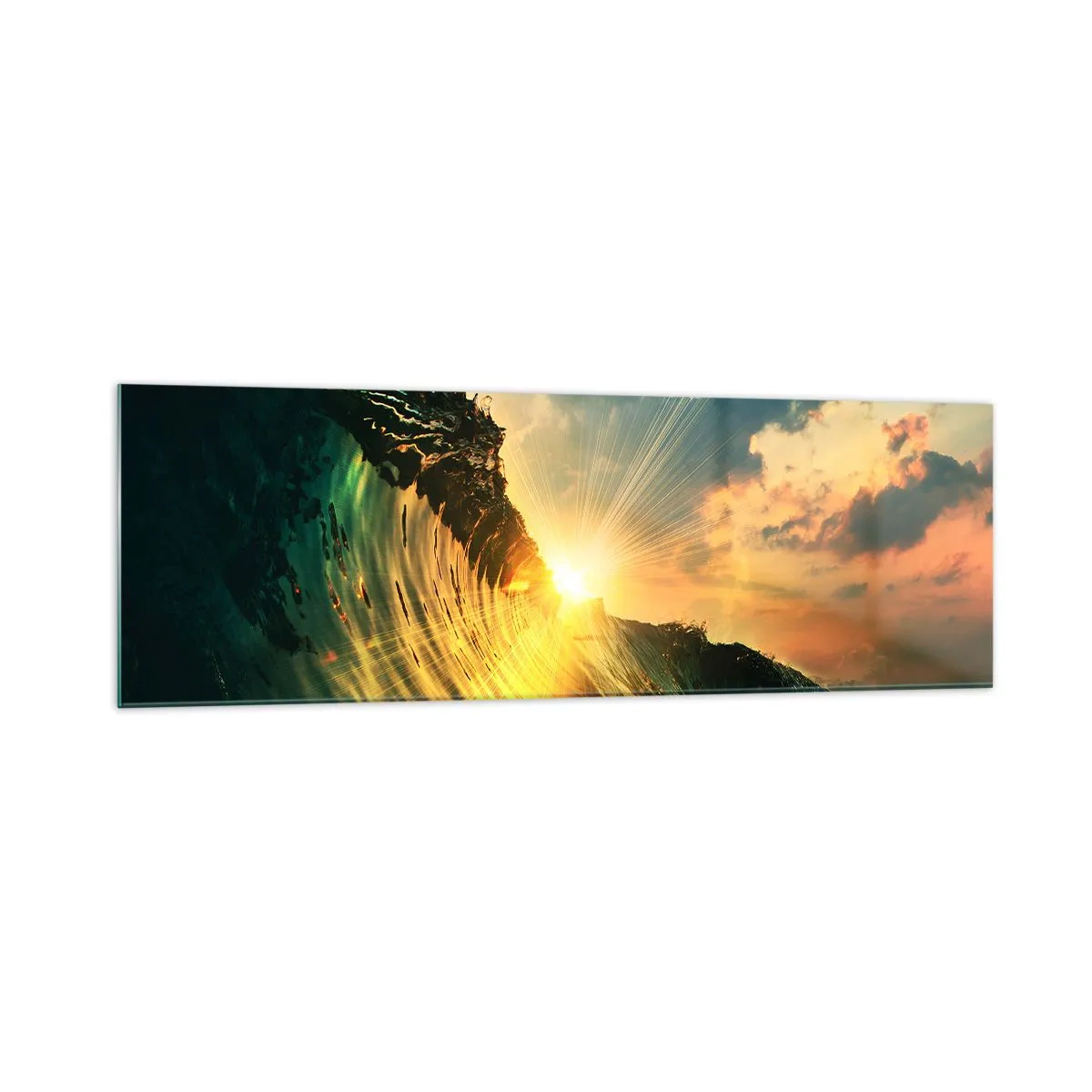Quadro su vetro - Un'onda con il sole al tramonto e le nuvole illuminate - 160x50cm - Surfista, dove sei? - Decorazione murale moderna per soggiorno e camera da letto ARTTOR