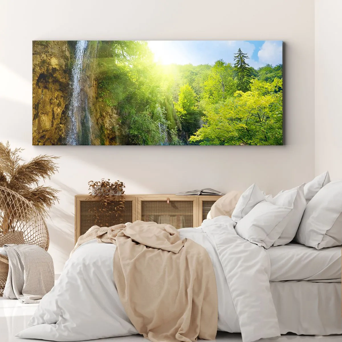 Quadro su tela - Stampe su Tela - Una cascata che sfocia in un lago turchese circondato dal verde - 160x50cm - Così deve essere il paradiso - Decorazione murale moderna per soggiorno e camera da letto ARTTOR