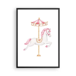 Poster in cornice nera - Un affascinante cavallo bianco su una giostra dai colori pastello - 50x70cm - Partito al galoppo. - Decorazione murale moderna per soggiorno e camera da letto ARTTOR
