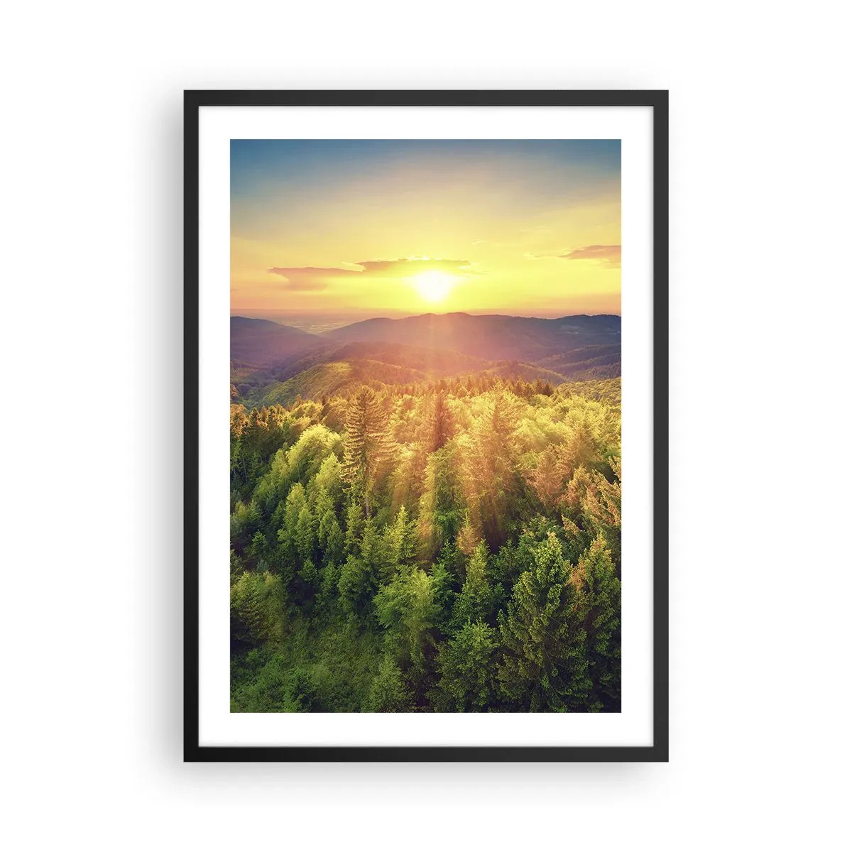 Poster in cornice nera - Tramonto su una foresta montuosa ricca di verde - 50x70cm - Vette e cime - Decorazione murale moderna per soggiorno e camera da letto ARTTOR