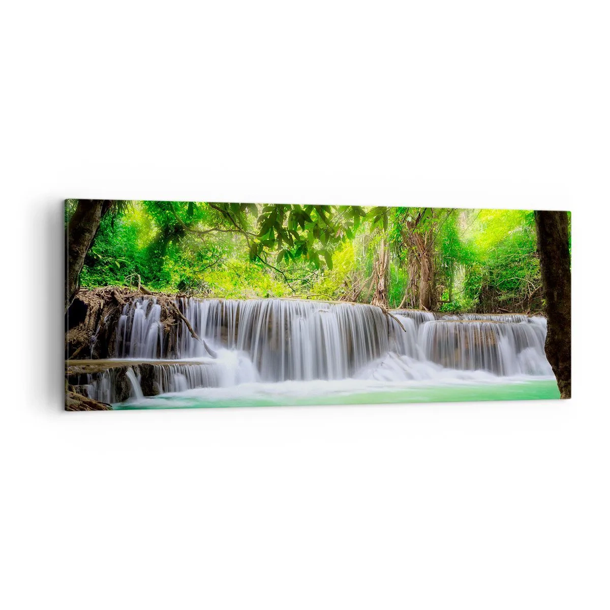 Quadro su tela - Stampe su Tela - Una cascata verde circondata da una fitta vegetazione tropicale - 140x50cm - Cascata nel verde - Decorazione murale moderna per soggiorno e camera da letto ARTTOR