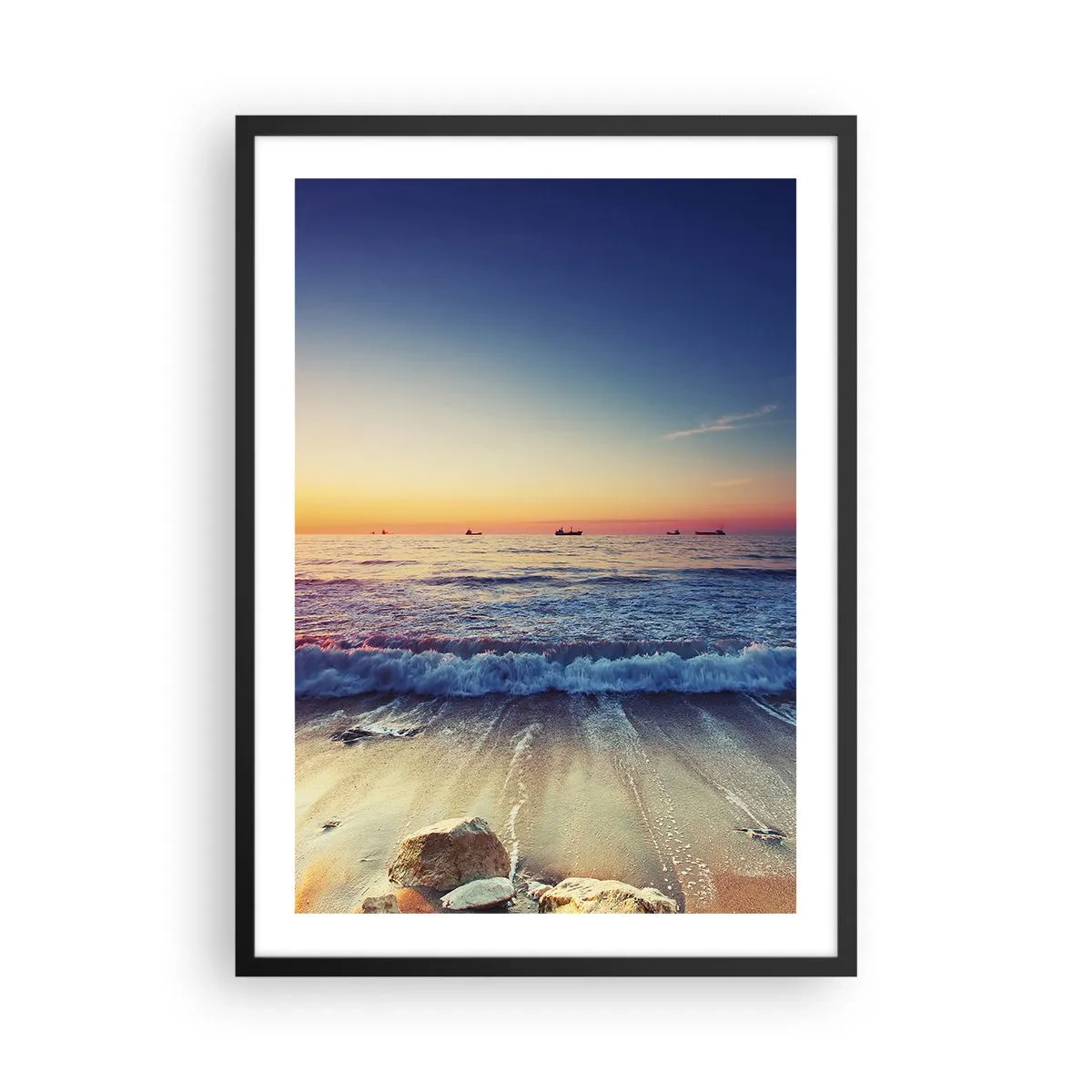 Poster in cornice nera - Tramonto sul mare con dolci onde sulla spiaggia - 50x70cm - Cosa c'è dietro l'orizzonte? - Decorazione murale moderna per soggiorno e camera da letto ARTTOR