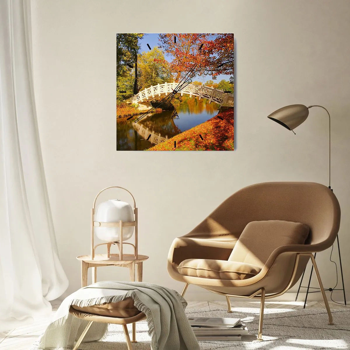 Orologio da parete - Orologio in Vetro - Un ponte in un parco circondato da foglie autunnali su acque calme - 30x30cm - Sul bianco ponticello dei sospiri - Decorazione murale moderna per soggiorno e camera da letto ARTTOR