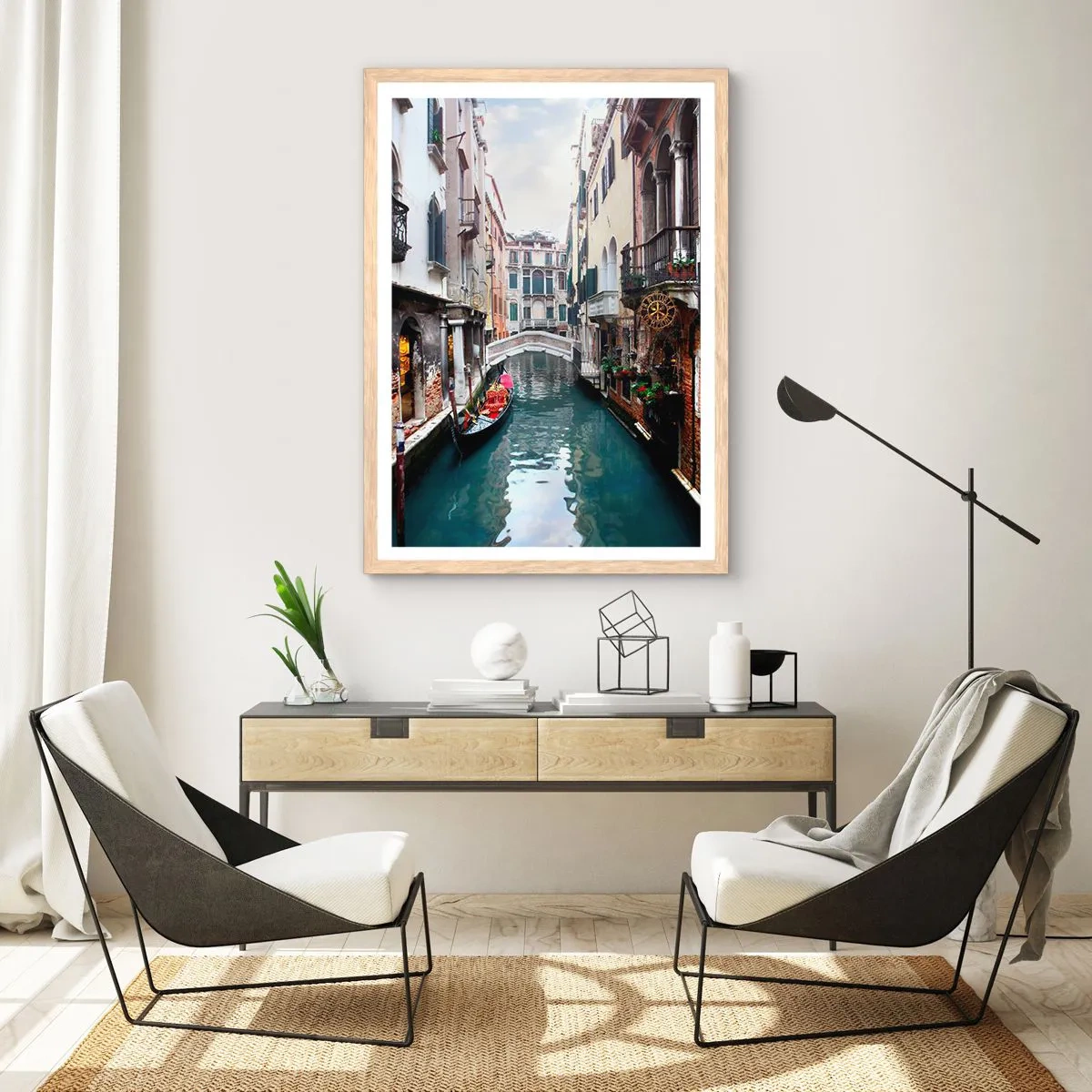 Poster in cornice rovere chiaro - Paesaggio veneziano con gondola e ponte - 70x100 cm
