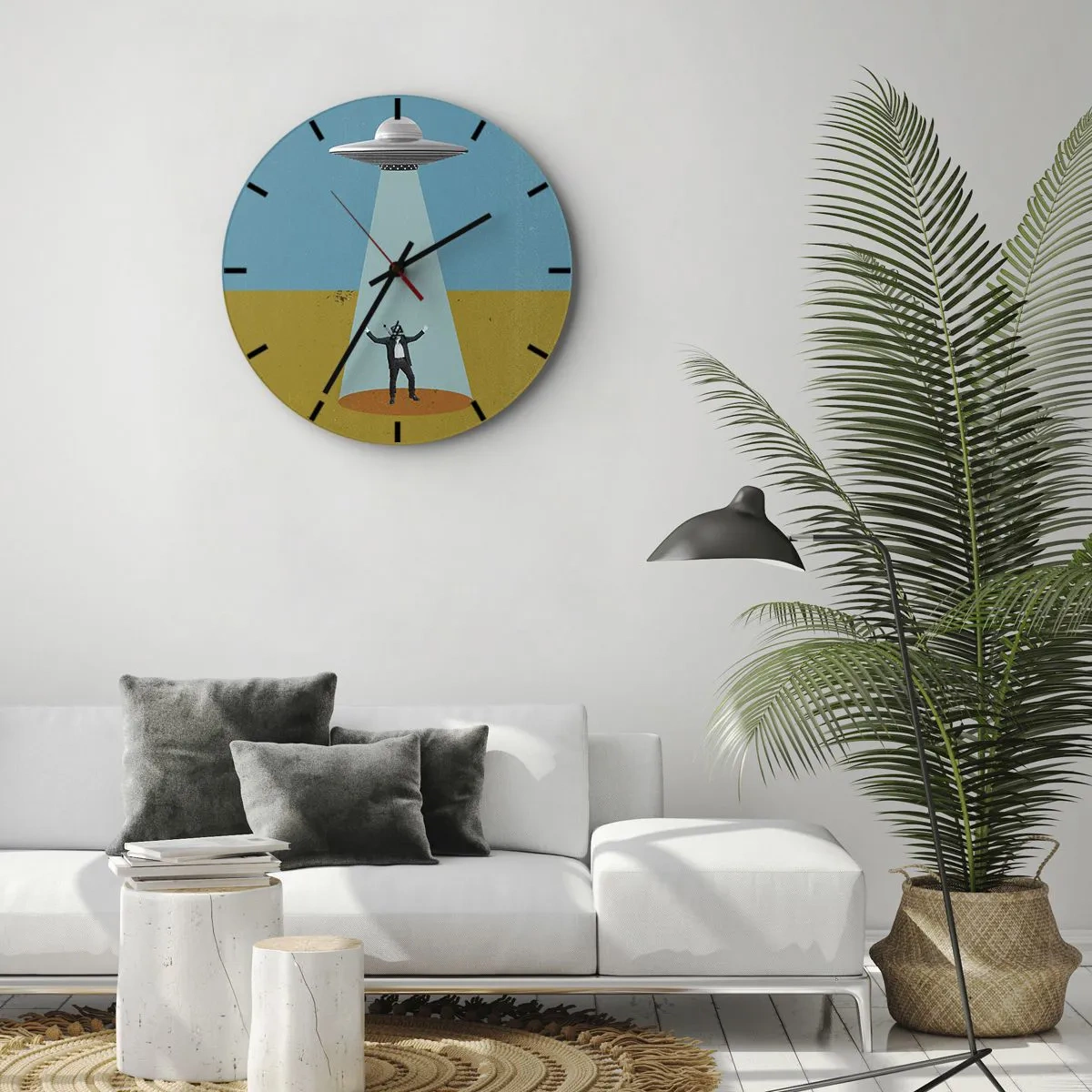 Orologio da parete - Orologio in Vetro - Un uomo illuminato dal raggio di un UFO sullo sfondo del deserto. - 30x30cm - Incontro ravvicinato - Decorazione murale moderna per soggiorno, cucina e camera da letto ARTTOR