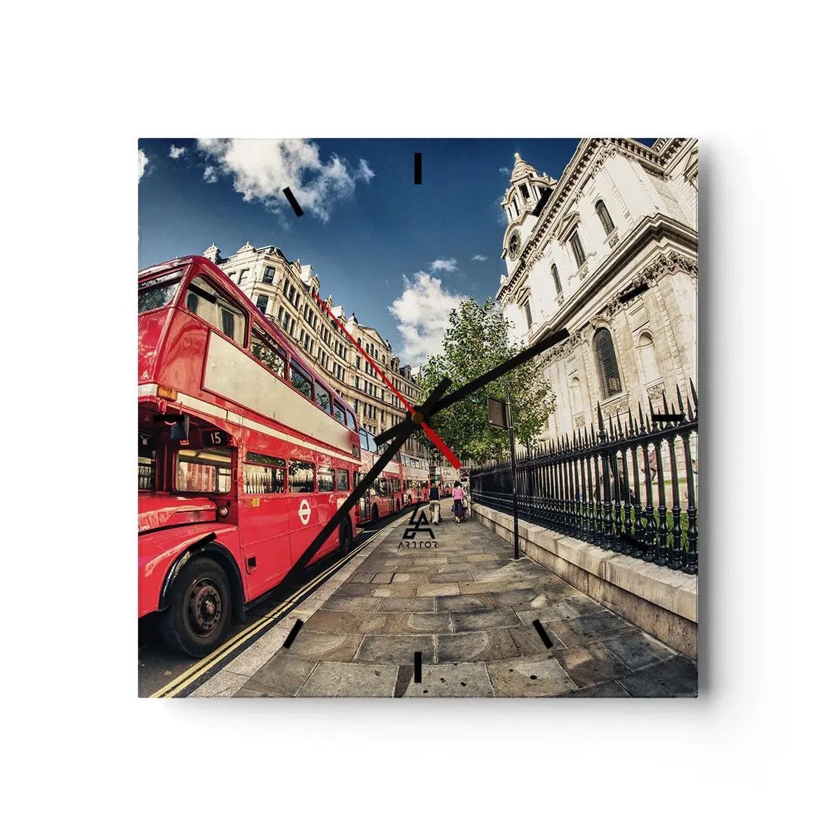 Orologio da parete - Orologio in Vetro - Autobus rosso a due piani a Londra vicino alla strada e alla cattedrale - 30x30cm - Via di Londra in grigio e rosso - Decorazione murale moderna per soggiorno e camera da letto ARTTOR