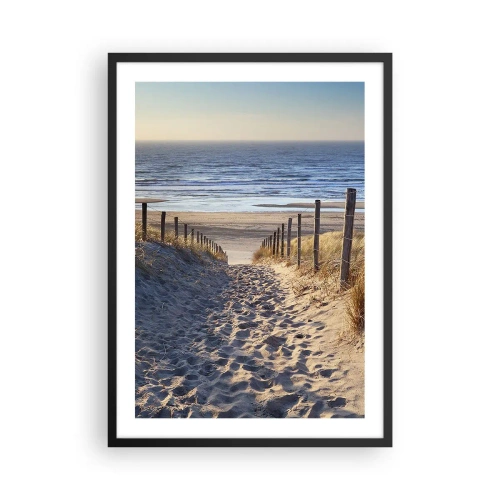 Poster in cornice nera - Sentiero tra le dune che conduce alla spiaggia al tramonto - 50x70cm - Rumore del mare, uccelli che cantano, spiaggia selvatica tra i cespugli... - Decorazione murale moderna per soggiorno e camera da letto ARTTOR