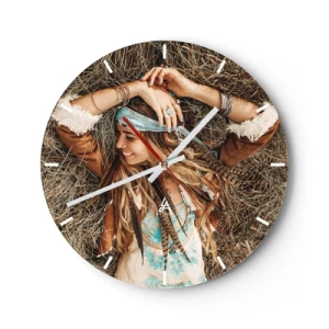 Orologio da parete - Orologio in Vetro - Donna boho sorridente sdraiata sul fieno - 30x30cm - Verso gli anni dell'amore - Decorazione murale moderna per soggiorno, cucina e camera da letto ARTTOR