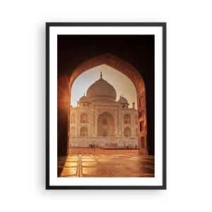 Poster in cornice nera - La struttura monumentale vista attraverso l'arco decorato al tramonto - 50x70cm - Monumento all'amore ultraterreno - Decorazione murale moderna per soggiorno e camera da letto ARTTOR