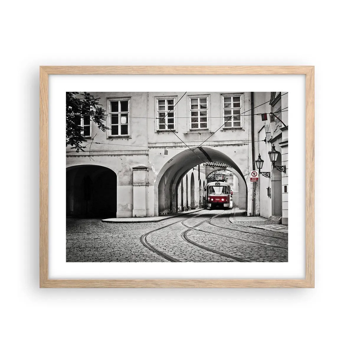 Poster in cornice rovere chiaro - Attraverso il labirinto cittadino - 50x40 cm