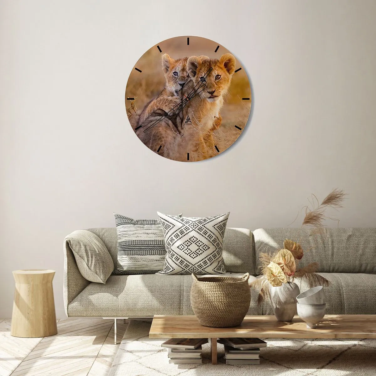 Orologio da parete - Orologio in Vetro - Due cuccioli di leone nel loro habitat naturale della savana - 30x30cm - Non disturbare! Giochiamo - Decorazione murale moderna per soggiorno, cucina e camera da letto ARTTOR